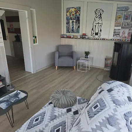 La Maisonnette Des Fontilles Hébergement de vacances Mauriac (Cantal)